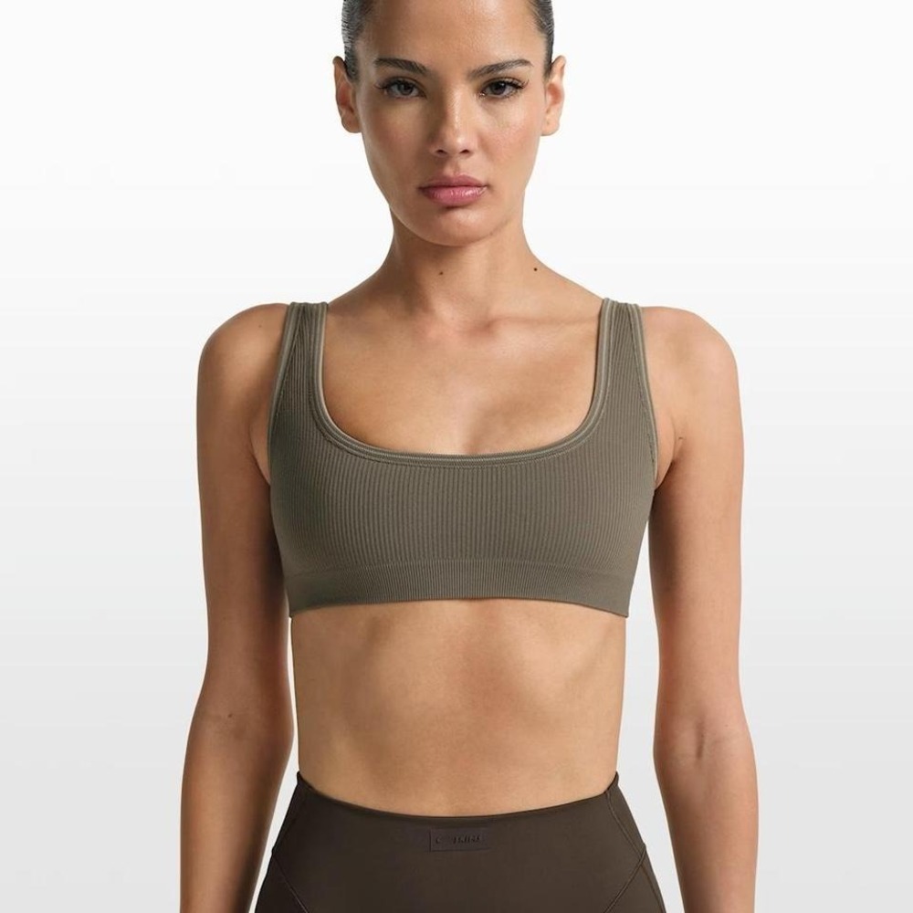 SKIMS + Nike Ribbed Micro Scoop Bra / Size M / NWT / MSRP $44